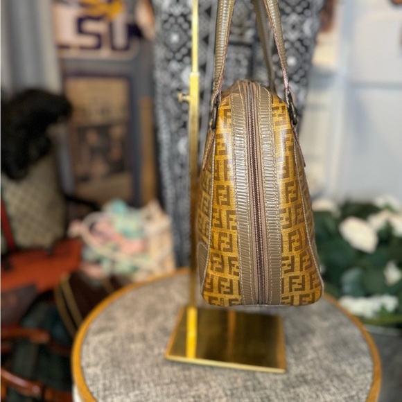 🔥FENDI—ZUCCHINO SATCHEL—VINTAGE🔥 - Picture 7 of 16